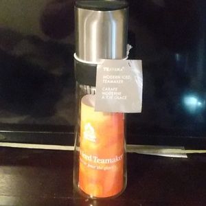 TeaVana modern iced tea maker